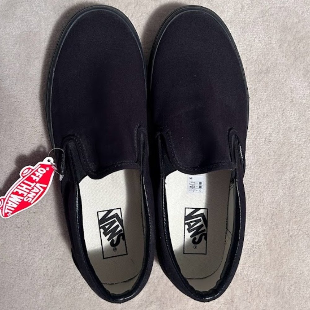 NWT Men's Vans SLIP-ON SHOE 10
